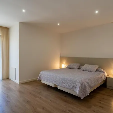 Fuer 4 Personen Ca 60 Qm In Empuriabrava, Costa Brava Golf De Roses *
