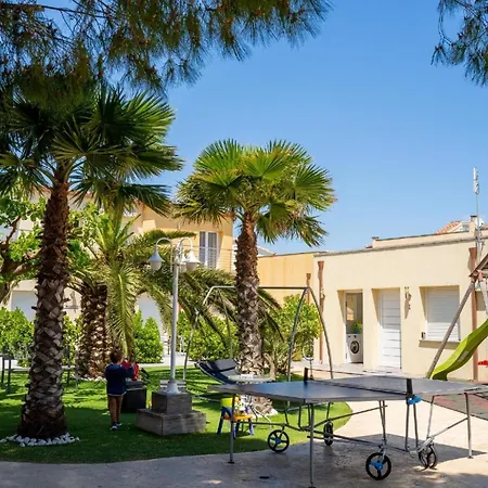 Fuer 4 Personen Ca 60 Qm In Empuriabrava, Costa Brava Golf De Roses Empuriabrava