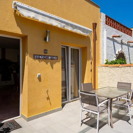 Fuer 4 Personen Ca 60 Qm In Empuriabrava, Costa Brava Golf De Roses Apartment